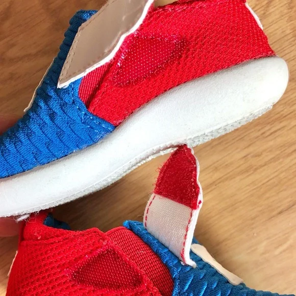 EUC TOMS Toddler Marvel Captain America Sneakers-Red, White and Blue - Picture 11 of 12